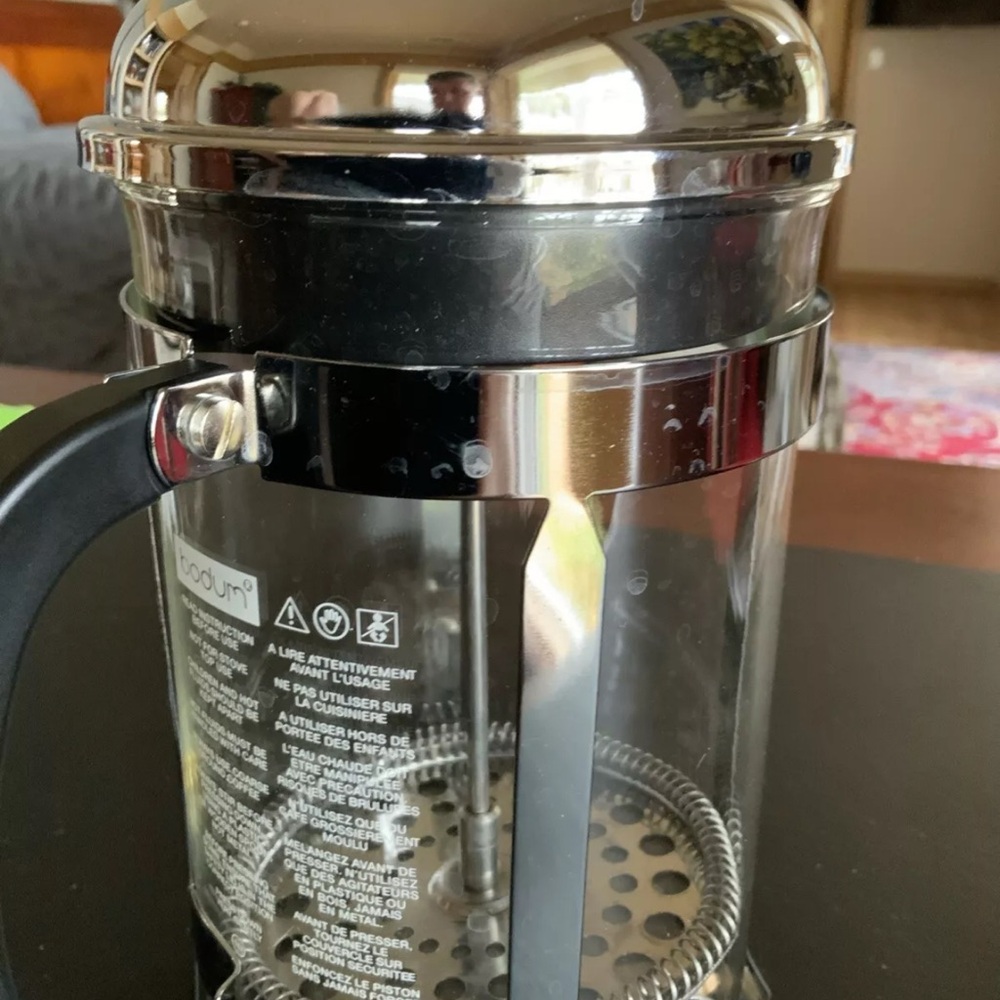 Bodum Chambord 4 cup chrome French press coffeee maker - Picture 2 of 4